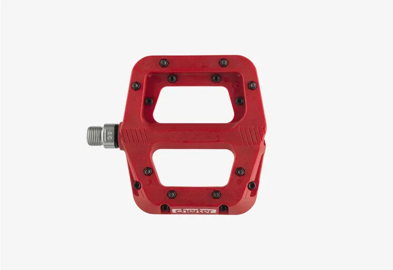 Race Face Chester Composite 9/16 Pedals Small In Red-1