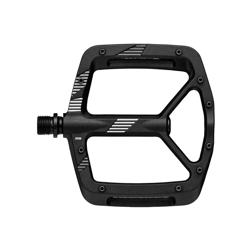 Raceface Aeffect R 9/16 Pedals In Black-1