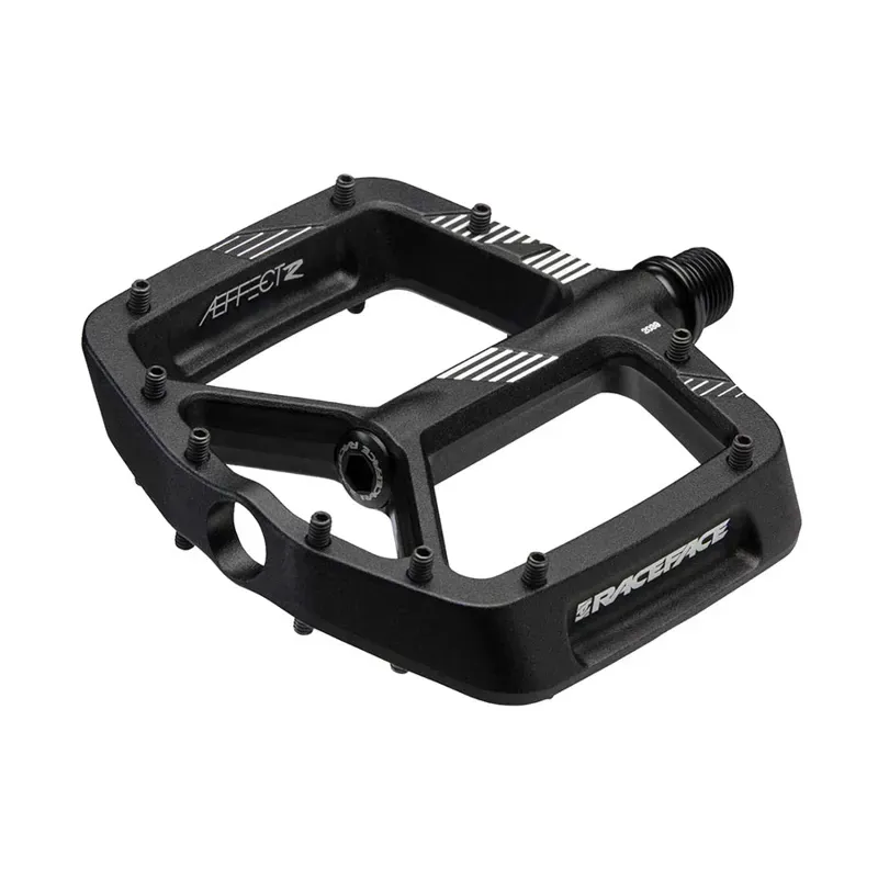 Raceface Aeffect R 9/16 Pedals In Black-2