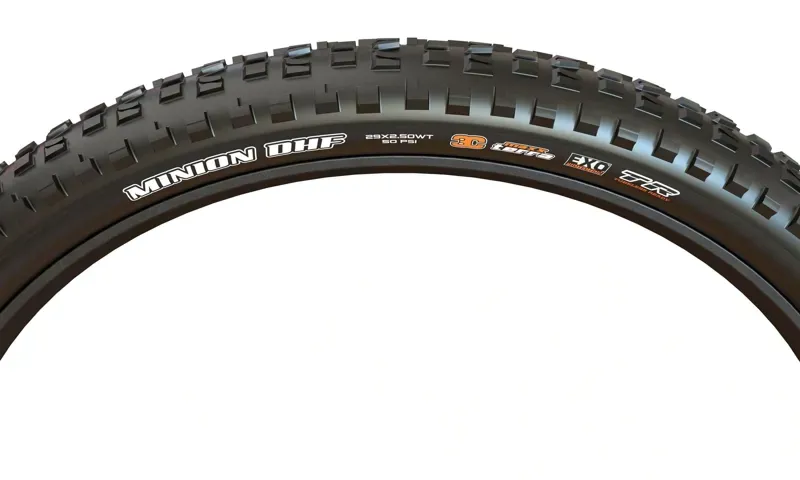 Maxxis Minion DHF 27.5x2.5-inch Tubeless Folding Tire in Black-2
